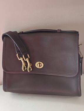 NWOT COACH VINTAGE MAHOGANY BROWN COURT TOP HANDLE BAG
